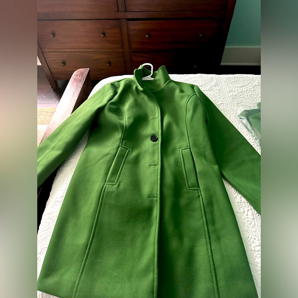 Green wool like jacket. Accidentally ordered 2. Brand new